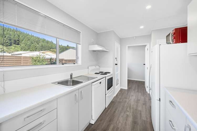 38 Berkeley Road Wainuiomata_6