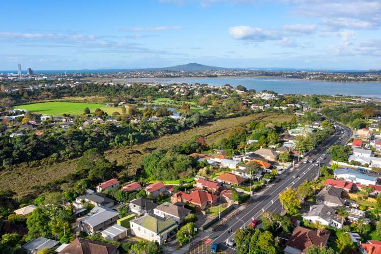 49a Onewa Road Northcote_20