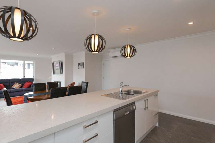 154a Ferguson Street West End_17