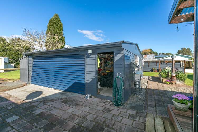 1243 Pouewe Street Kawhia_27