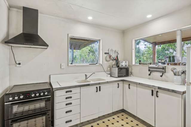 77 Atkinson Avenue Otaki Beach_4