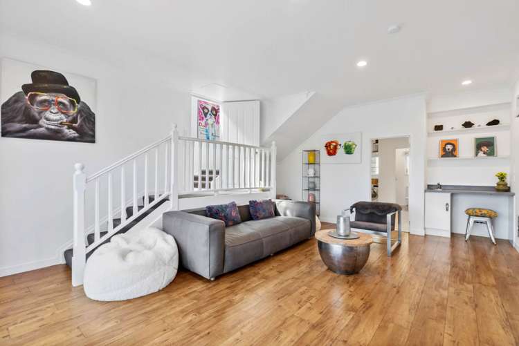 67 Esther Place Red Beach_10