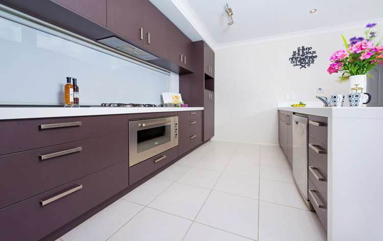 5 Woolaston Place Flat Bush_11