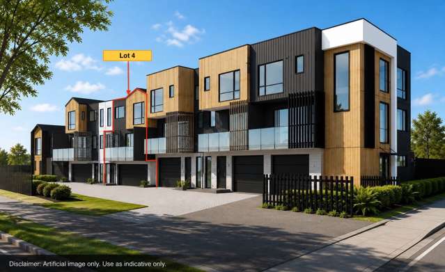 Macleans Zoned, Spacious Living & Sea Views
