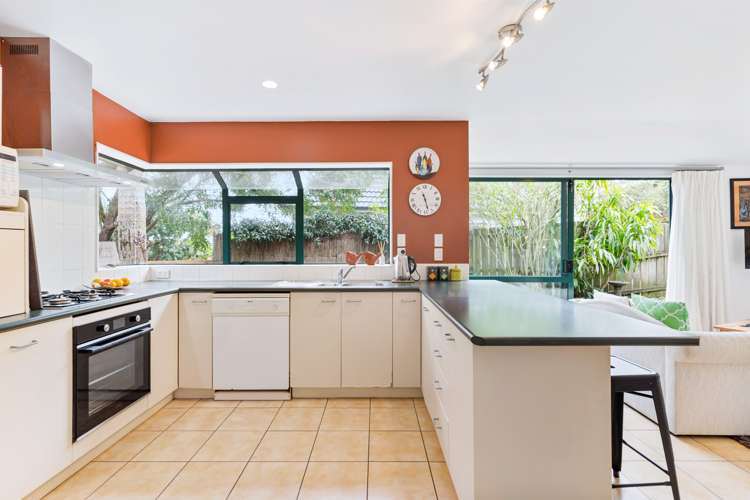 10 Mandeville Place Unsworth Heights_12