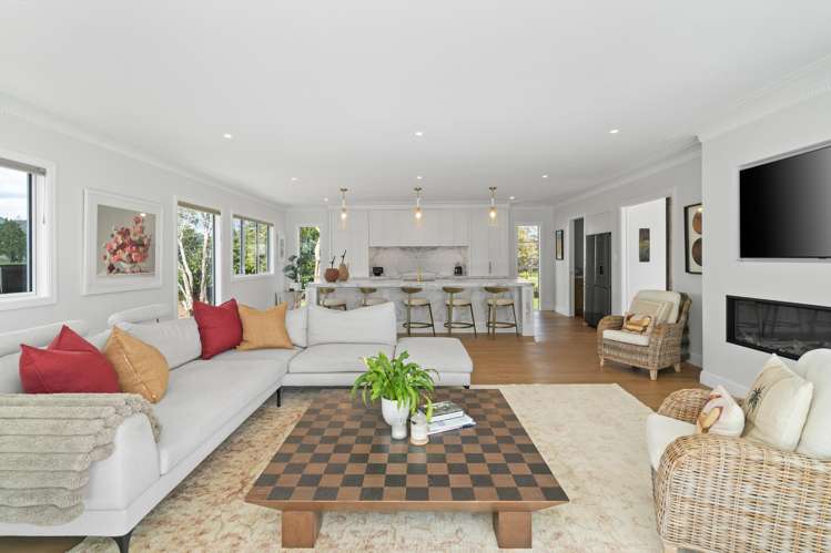 6 Cooper Avenue Holdens Bay_5