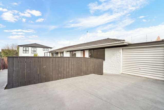 MUST BE SOLD THIS WEEKEND - $549,000