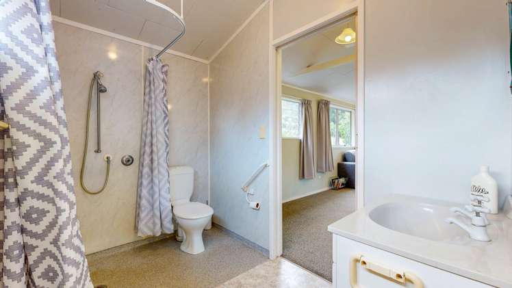 15 Mangotahi Road Thames_13