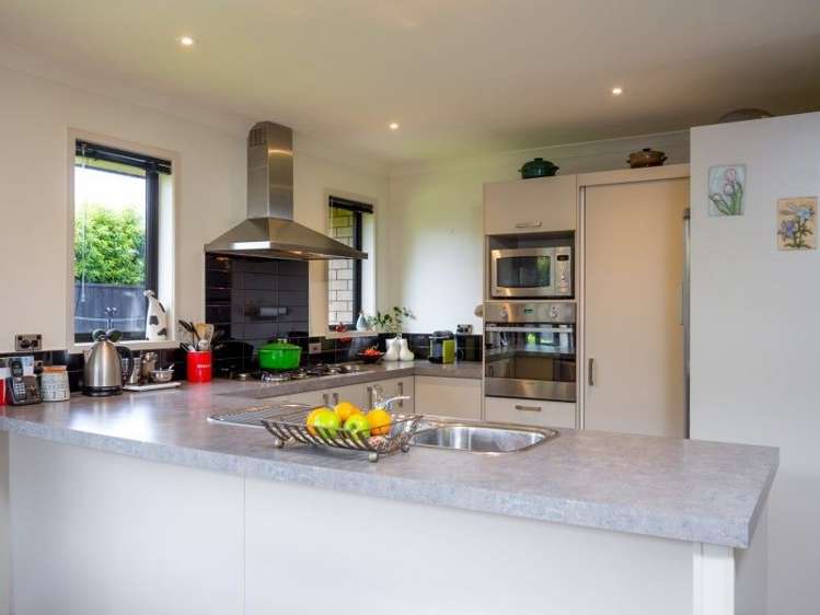 12 Nottinghill Drive Springlands_3