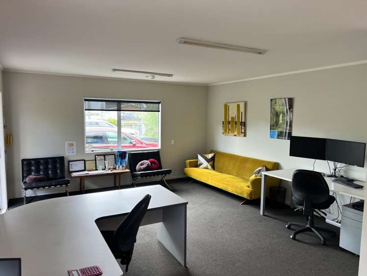 53 Kapiti Road Paraparaumu_4