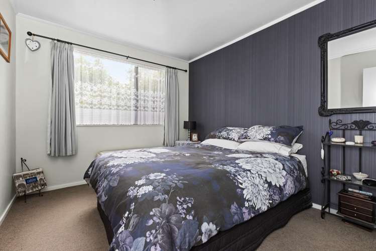 809 Collinge Road Mayfair_10