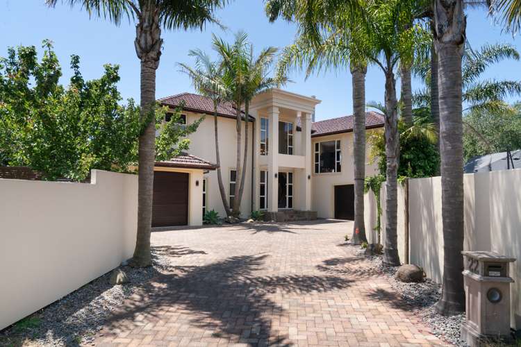 22 Mauritius Key Papamoa_9