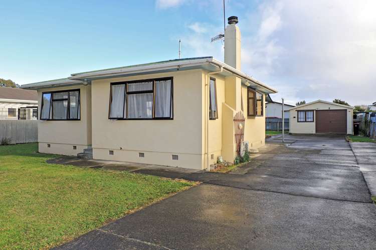 505 Collinge Road Mayfair_12