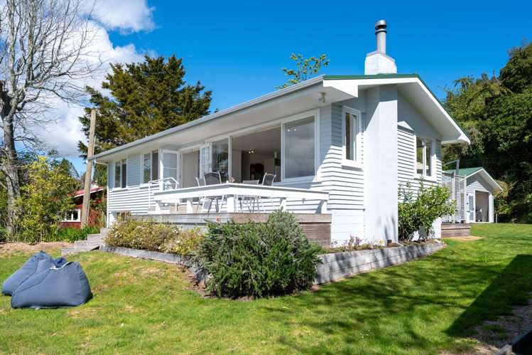 919K State Highway 30 Lake Rotoiti_23