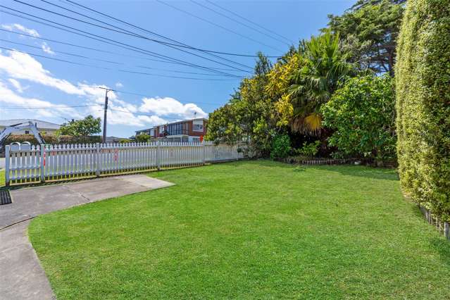 1/33 Exmouth Road Northcote_1