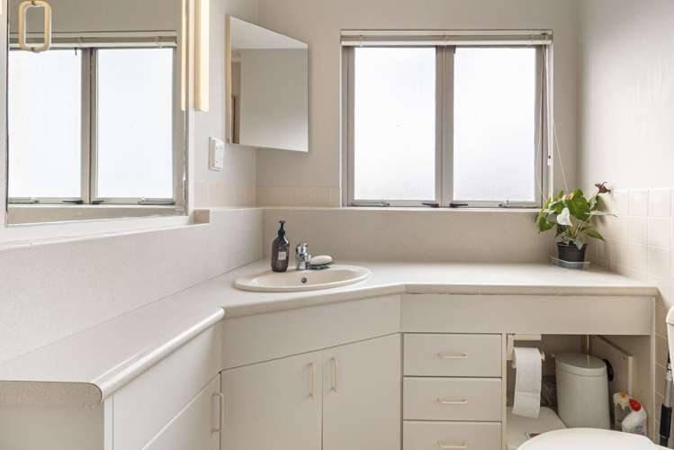 4a/18 King Edward Parade Devonport_15