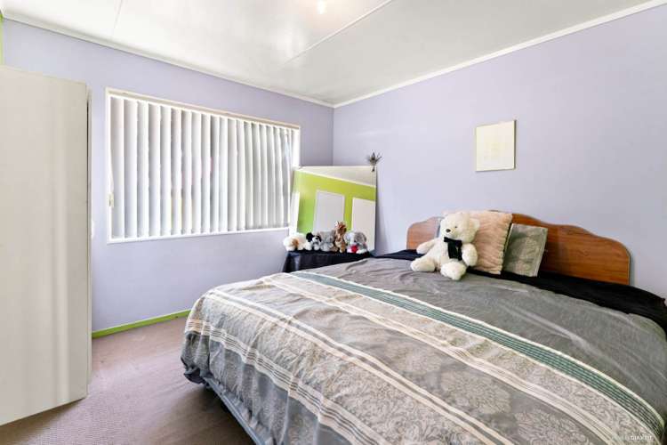 1/6 Frobisher Way Clendon Park_7