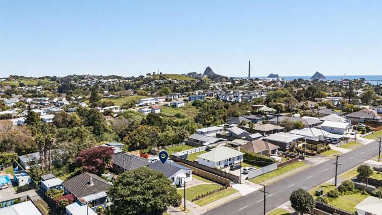134 Seaview Road Westown_19