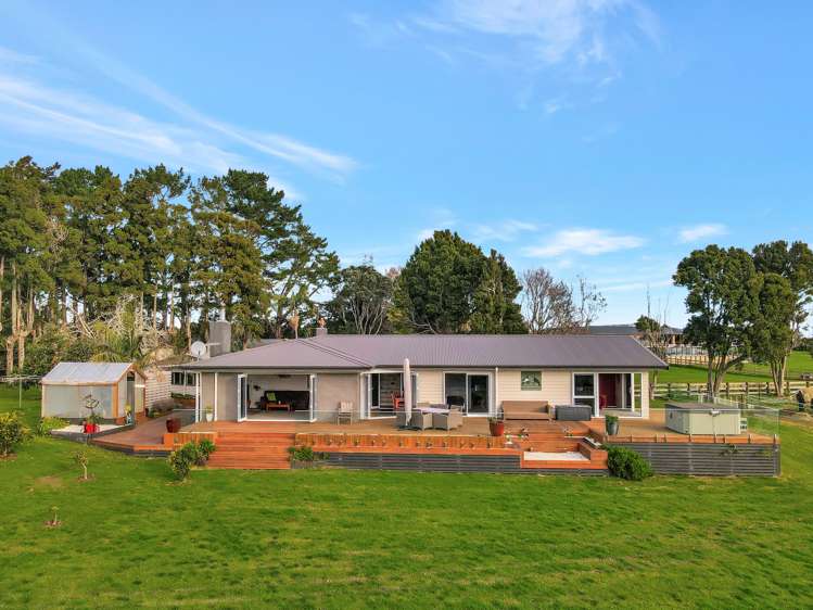 273 Clarks Beach Road Clarks Beach_13