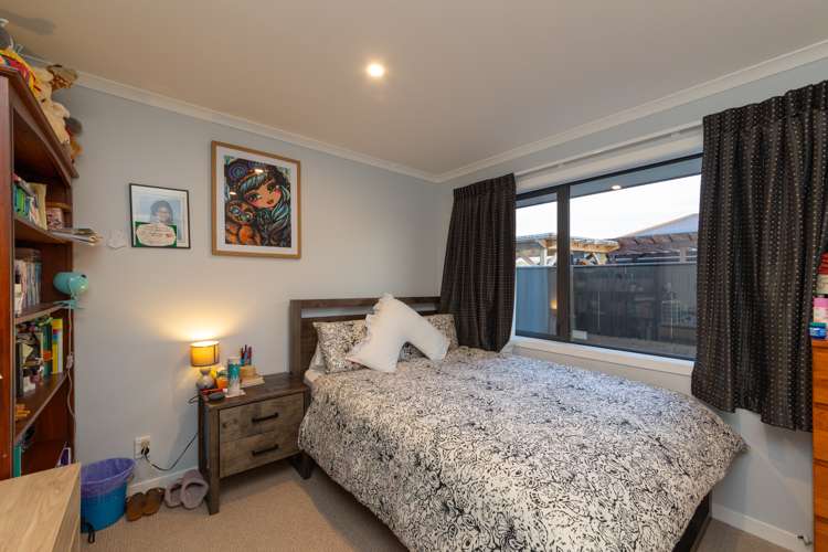 199 Pacific Drive Fitzherbert_11