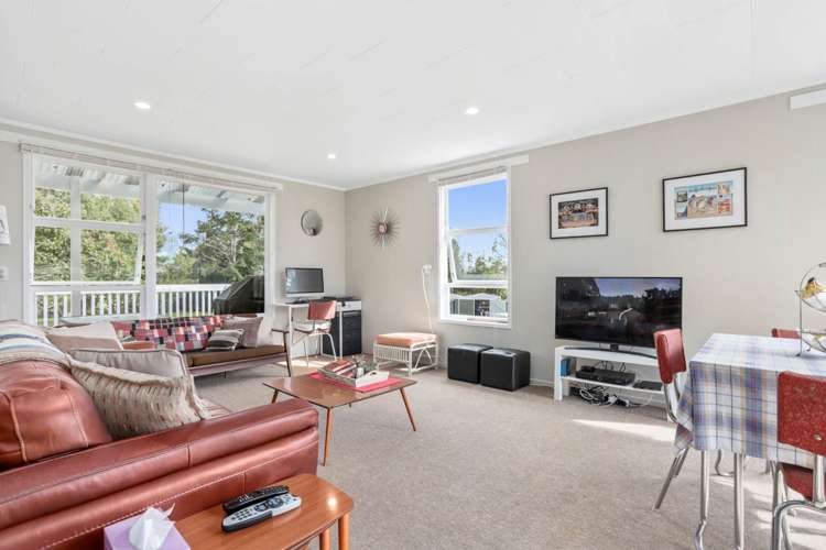 456 Waitakere Road Taupaki_17