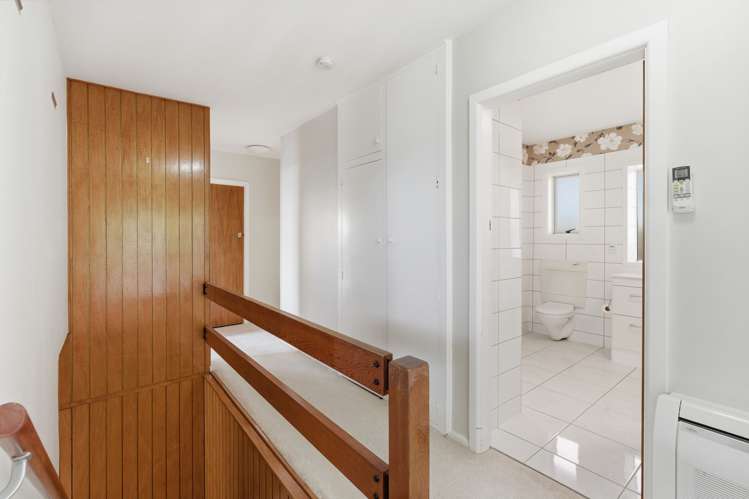 39 Te Awakura Terrace Mount Pleasant_28