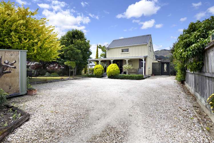 12 Ivy Crescent Richmond_0