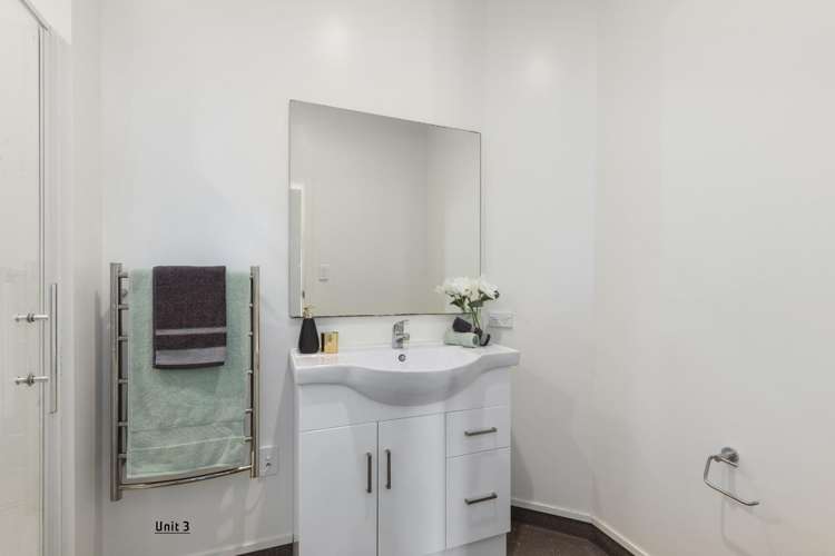  3/33 Tory Street Petone_7