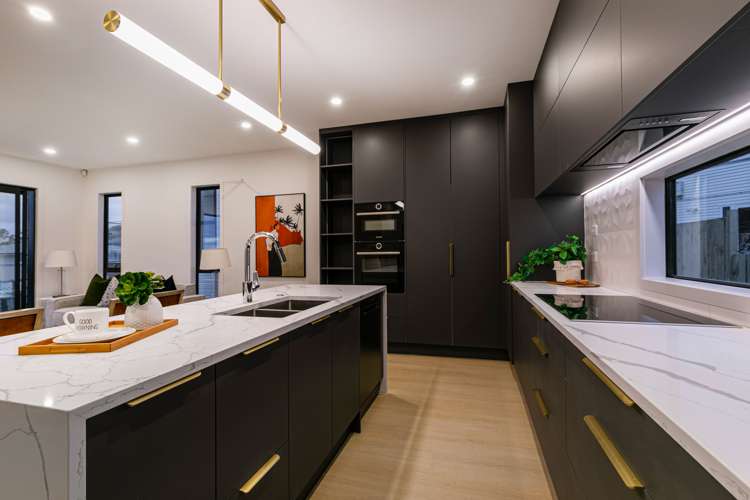 591 East Coast Road Browns Bay_5