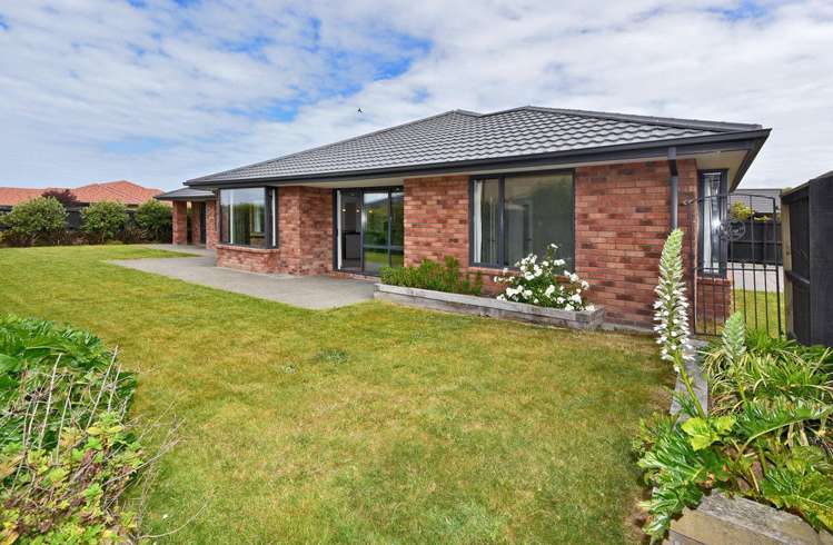 14 Kingsbridge Drive Burwood_14