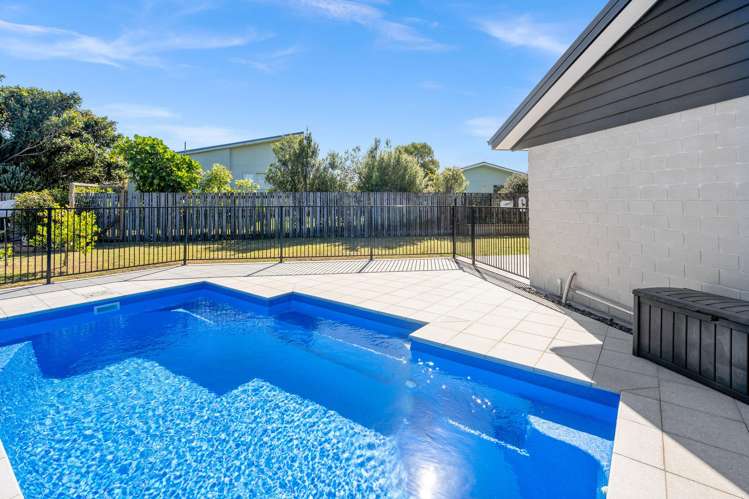 24 Barbados Way (Pvt) One Tree Point_8