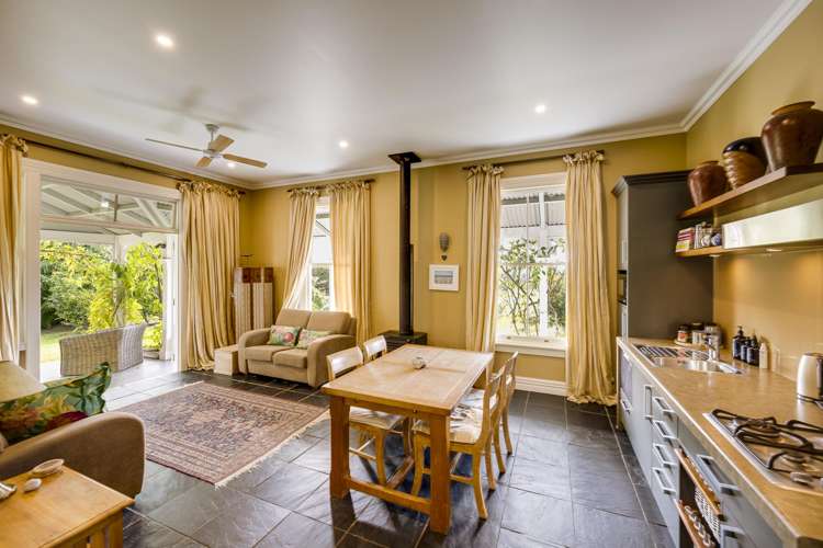 'Cape South' - 55 Waipuka Road Waimarama_35