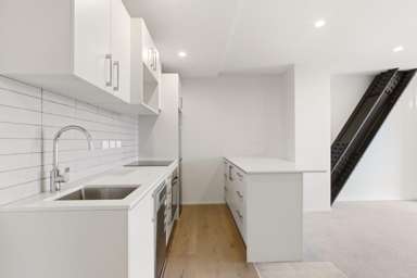 102/16 Mountain Ash Drive_3