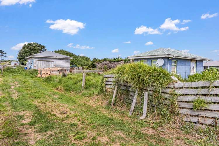 5780 5778 South Road Warea_17