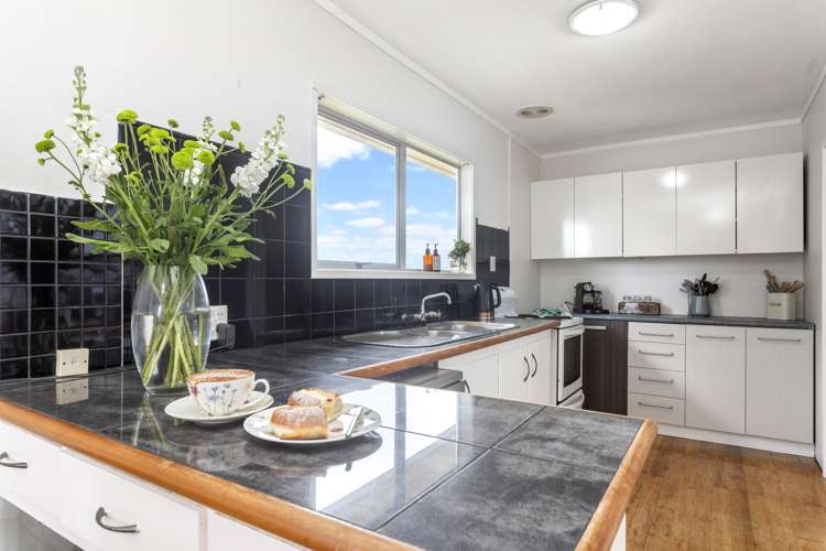 49 Girrahween Drive Totara Vale_5