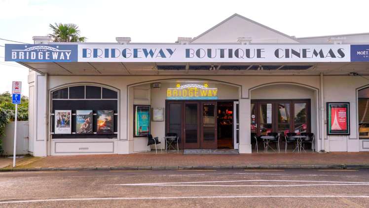 14 Beach Road Northcote Point_22