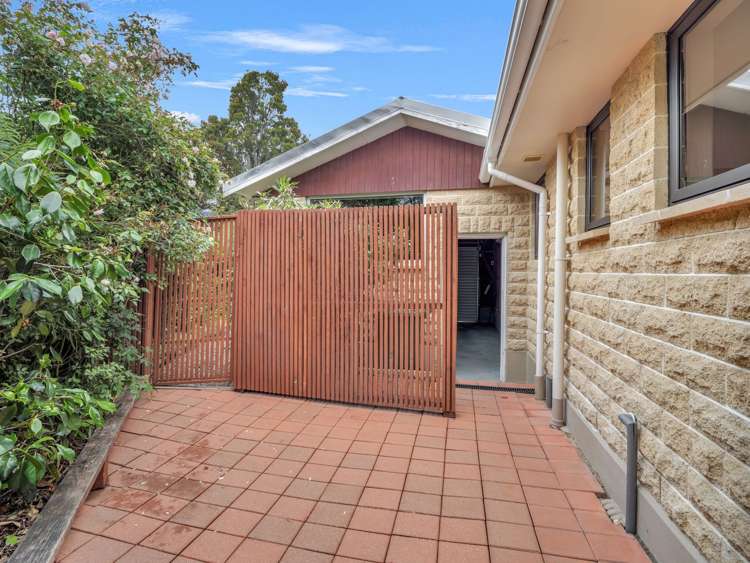 8 Parklane Place Weston_23