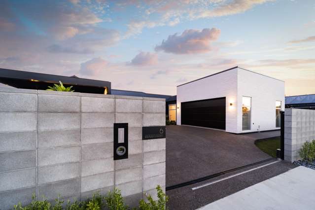 6 Solitude Crescent Kelvin Grove_3