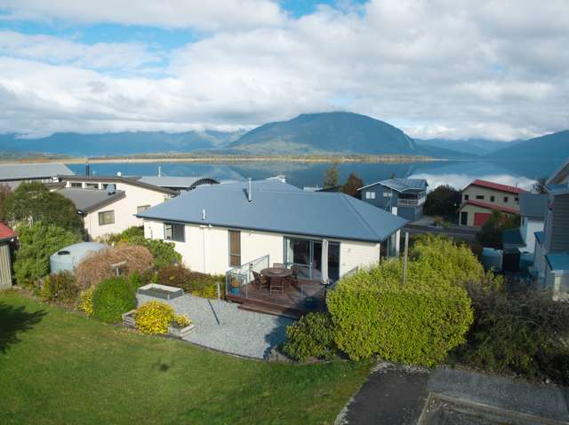 9 Ranui Place Moana_2