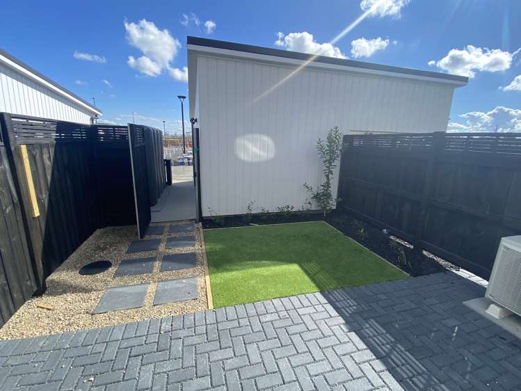 44 Manarini Road Westgate_9