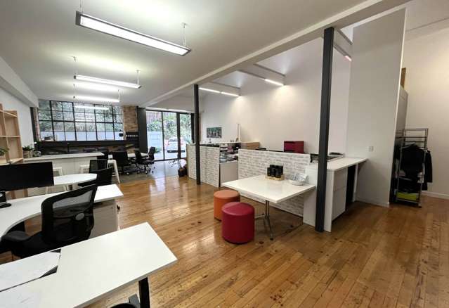 Unit 2/13 Coles Avenue Mt Eden_2