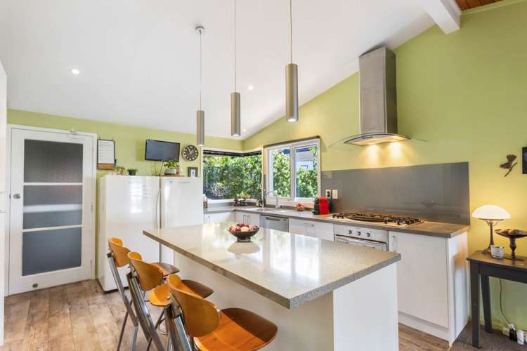 432 Whangaparaoa Road Stanmore Bay_9