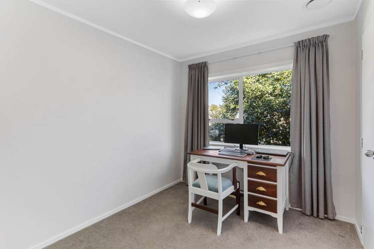 1b Tallington Crescent Torbay_9