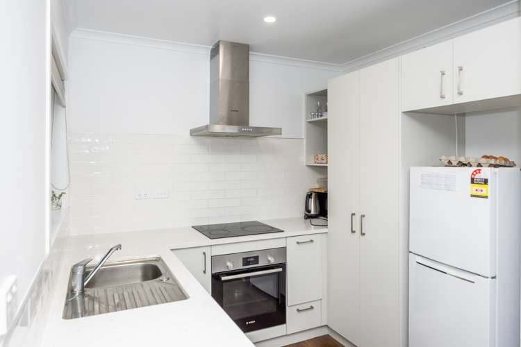 4/8 Keitha Place Glenview_14