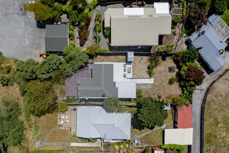 22 Batten Grove The Pines Beach_18