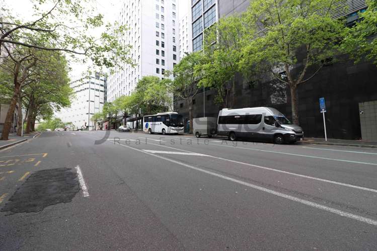 17R/396 Queen Street City Centre_19