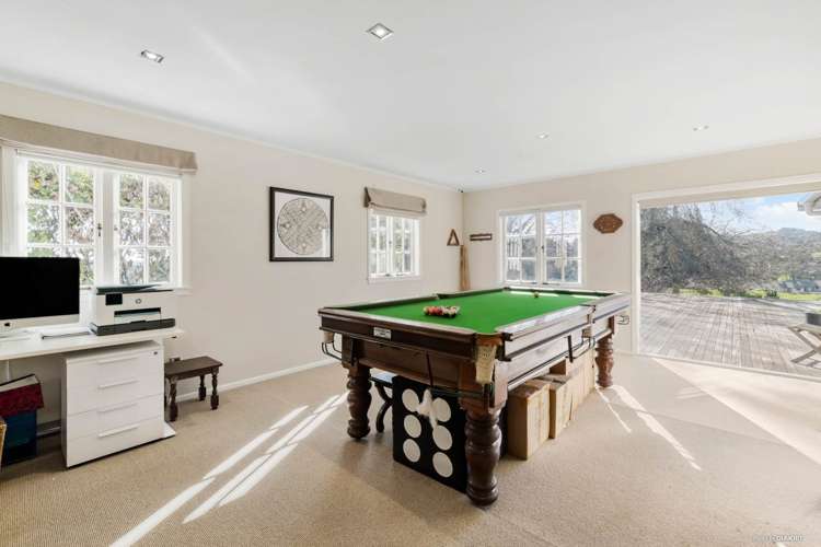 284 Whitford Park Road Whitford_15