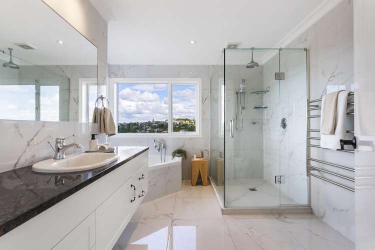 135 Bleakhouse Road Mellons Bay_31