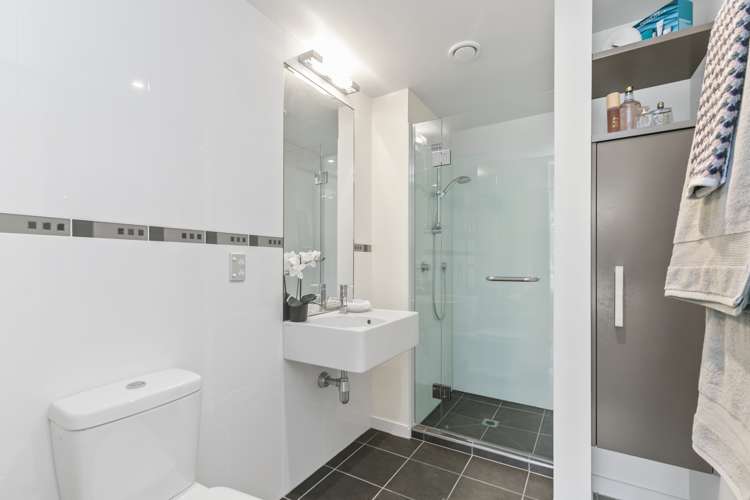 2e/42 Cable Street Te Aro_9