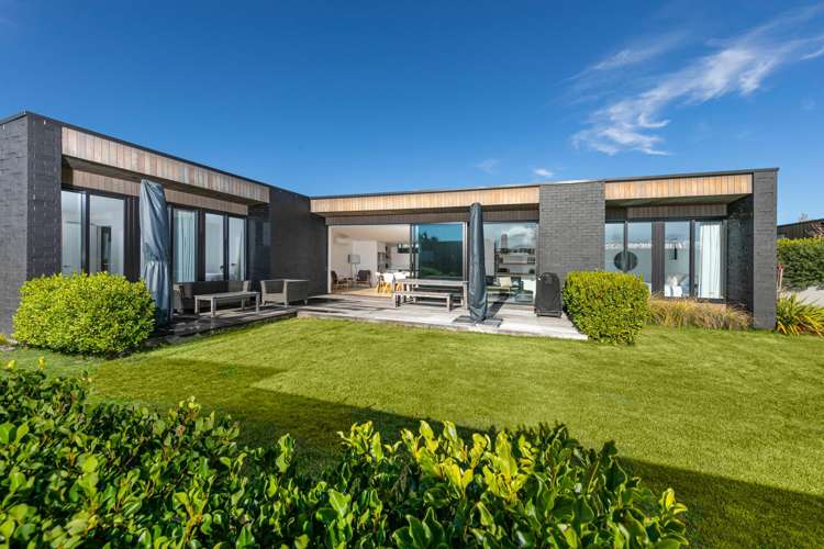28 Stackbrae Avenue_0